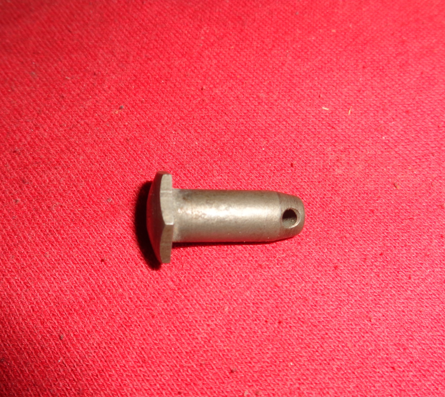 Seat bar Clevis Pin 1912-28 & 29-34 21" Singles