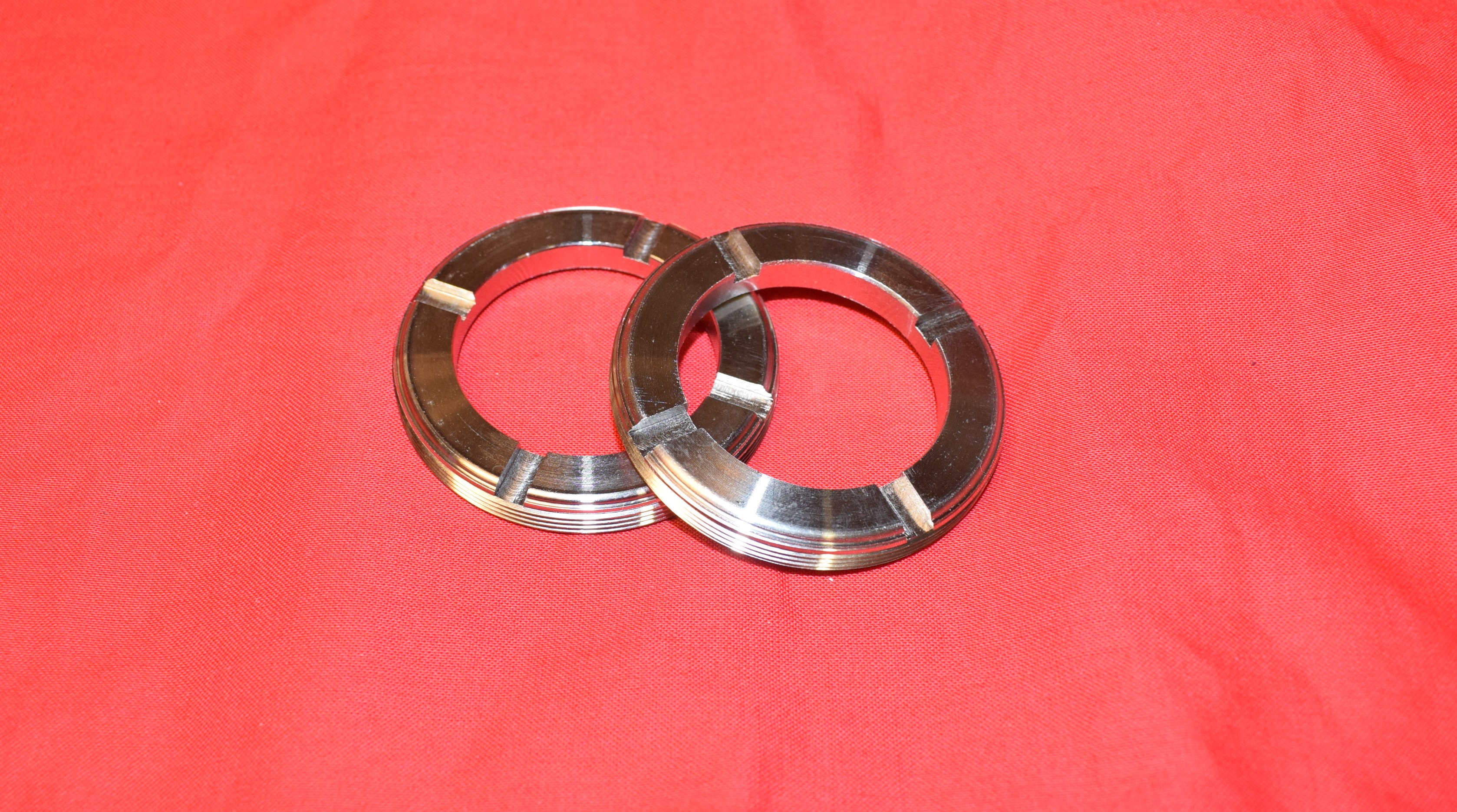 Intake housing cap nut Harley 74"