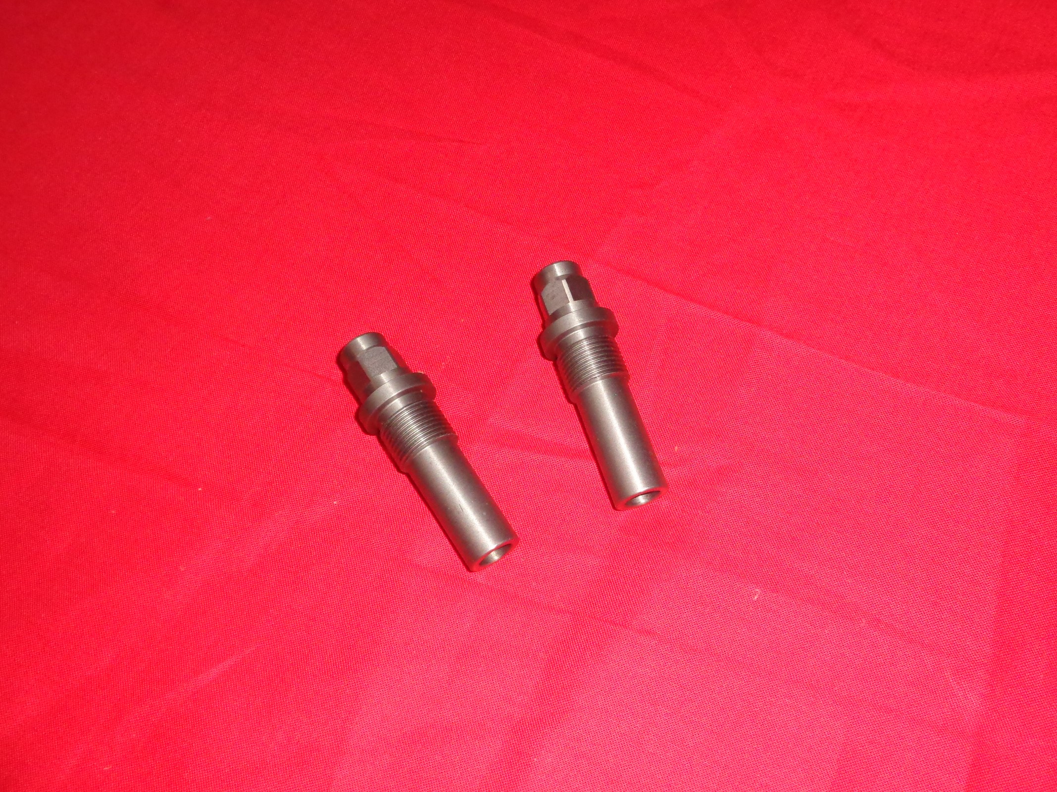 Exhaust Valveguides JD 1921-24