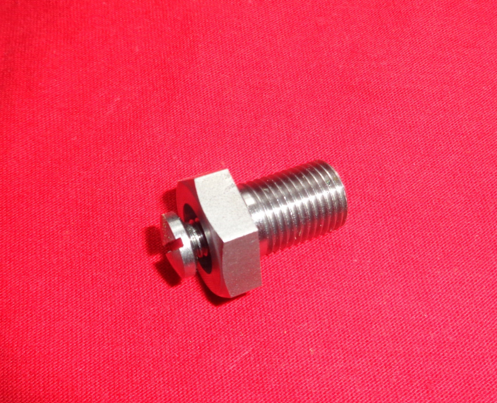 Clutch Internal Thrust Bolt & Oil Screw Excelsior 1916-24