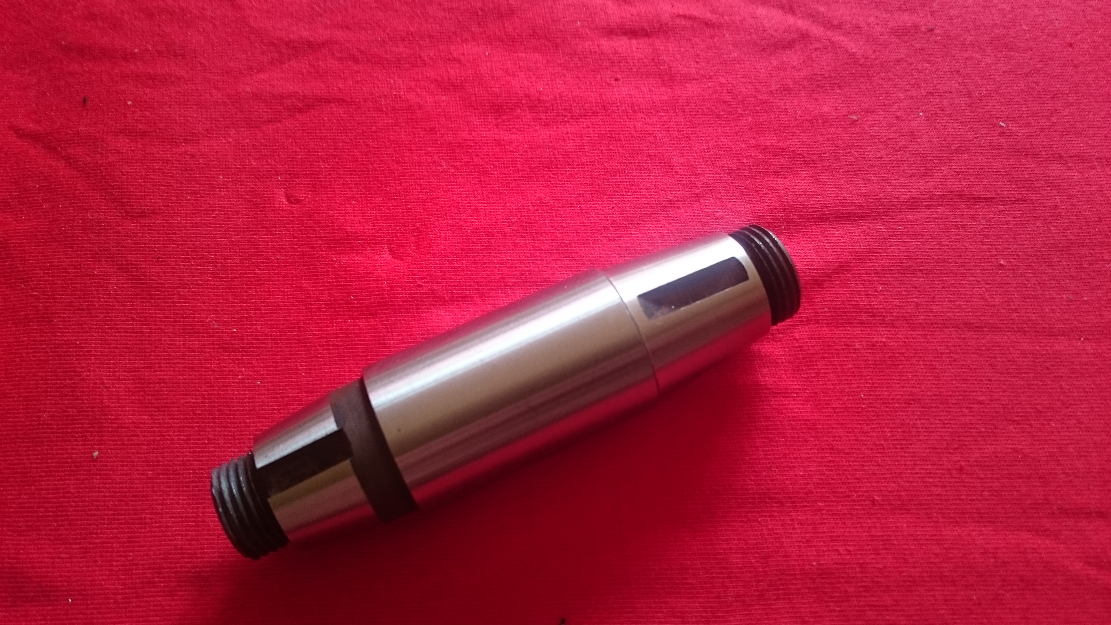 Sprocket shaft Harley J JD