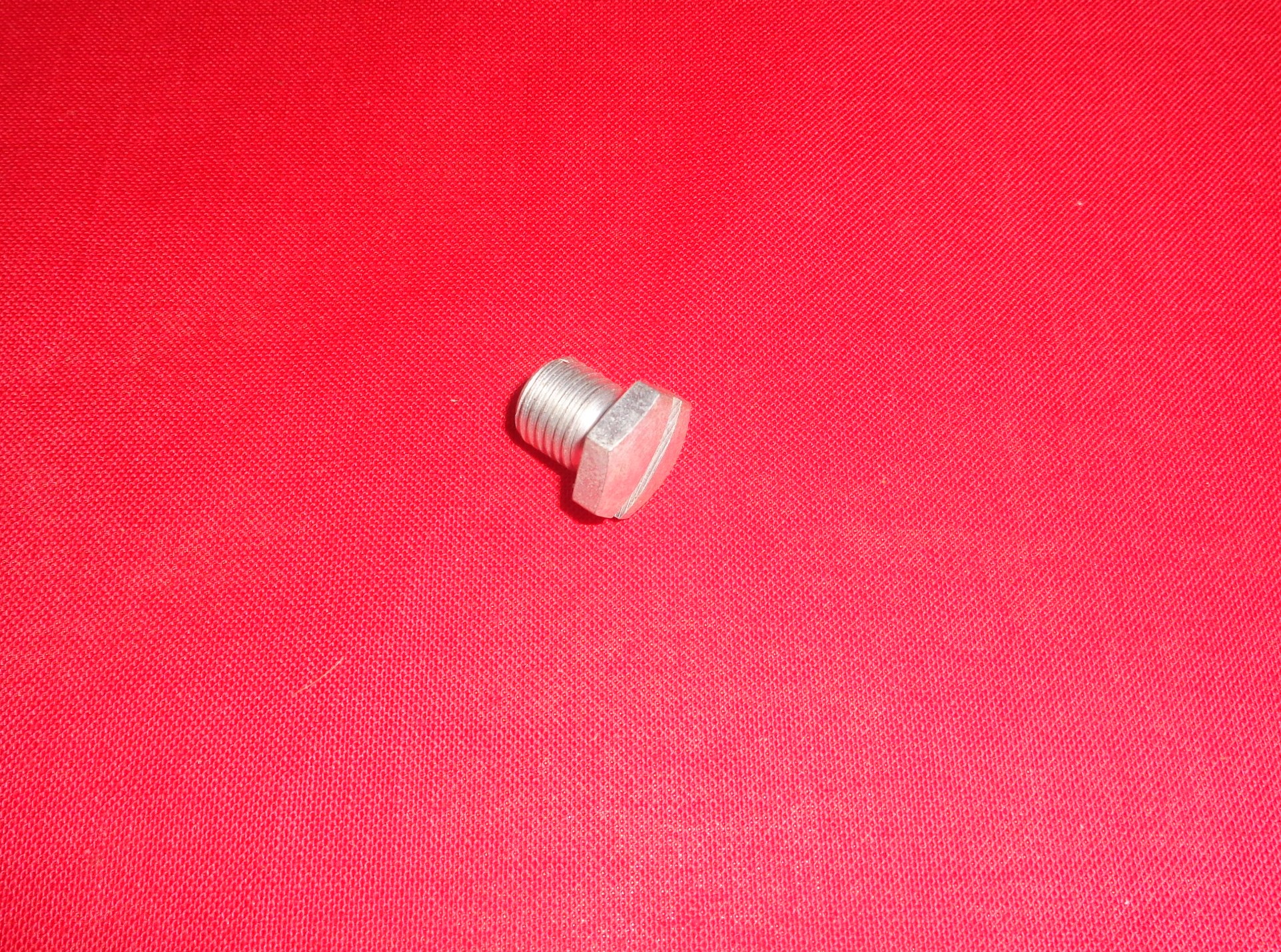 Drain Plug Transmission/ Engine Case J JD VL 1911-36