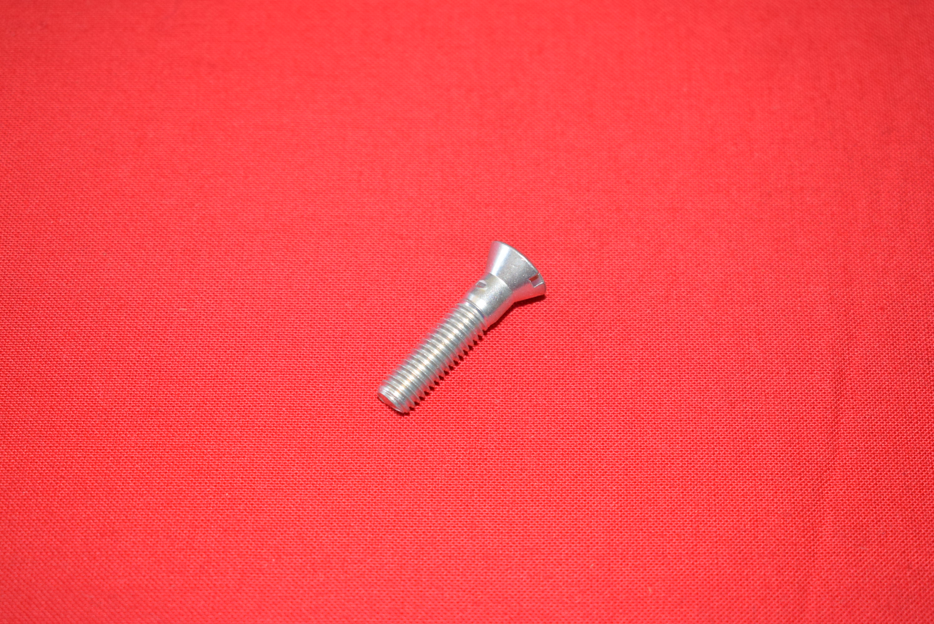 Skruv 1/4-24 x 1-1/8 Oval countersunk Cad