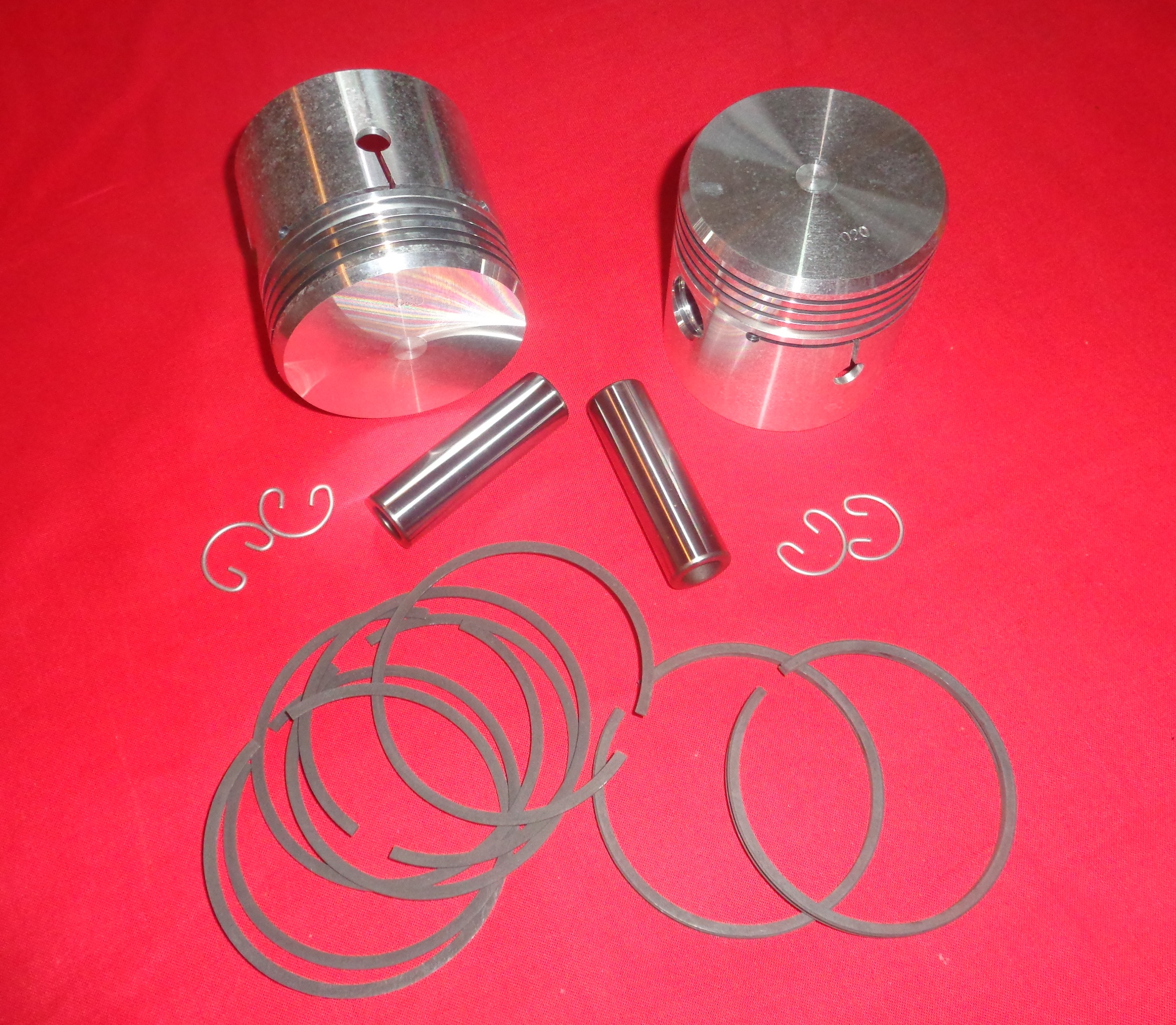 Kolvsats  Indian Scout 45" 1927-42 2 7/8" Borr