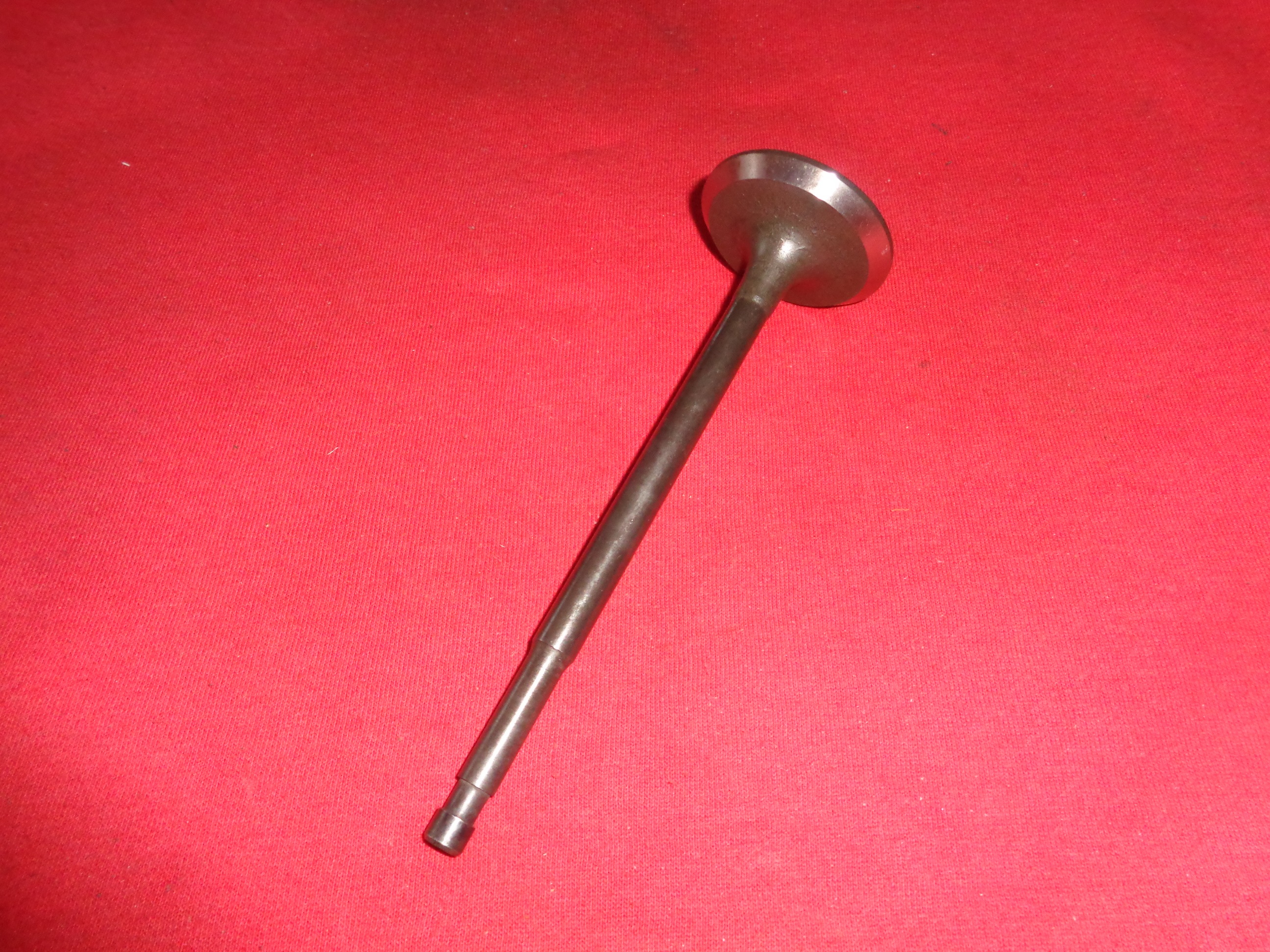 Exhaust Valve Harley 74"/80" Side Valve 1937-48, ref no: 18082-37