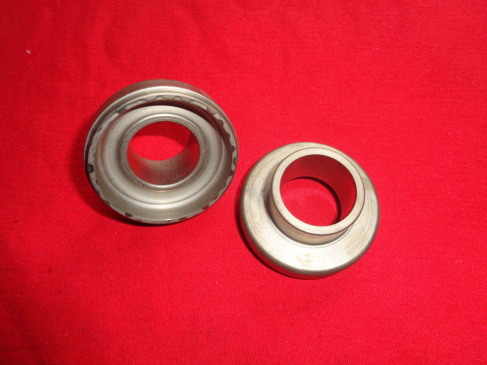 Head Cups Harley Singles & 45" Twins 1926-29, OEM refnr: 2751-26