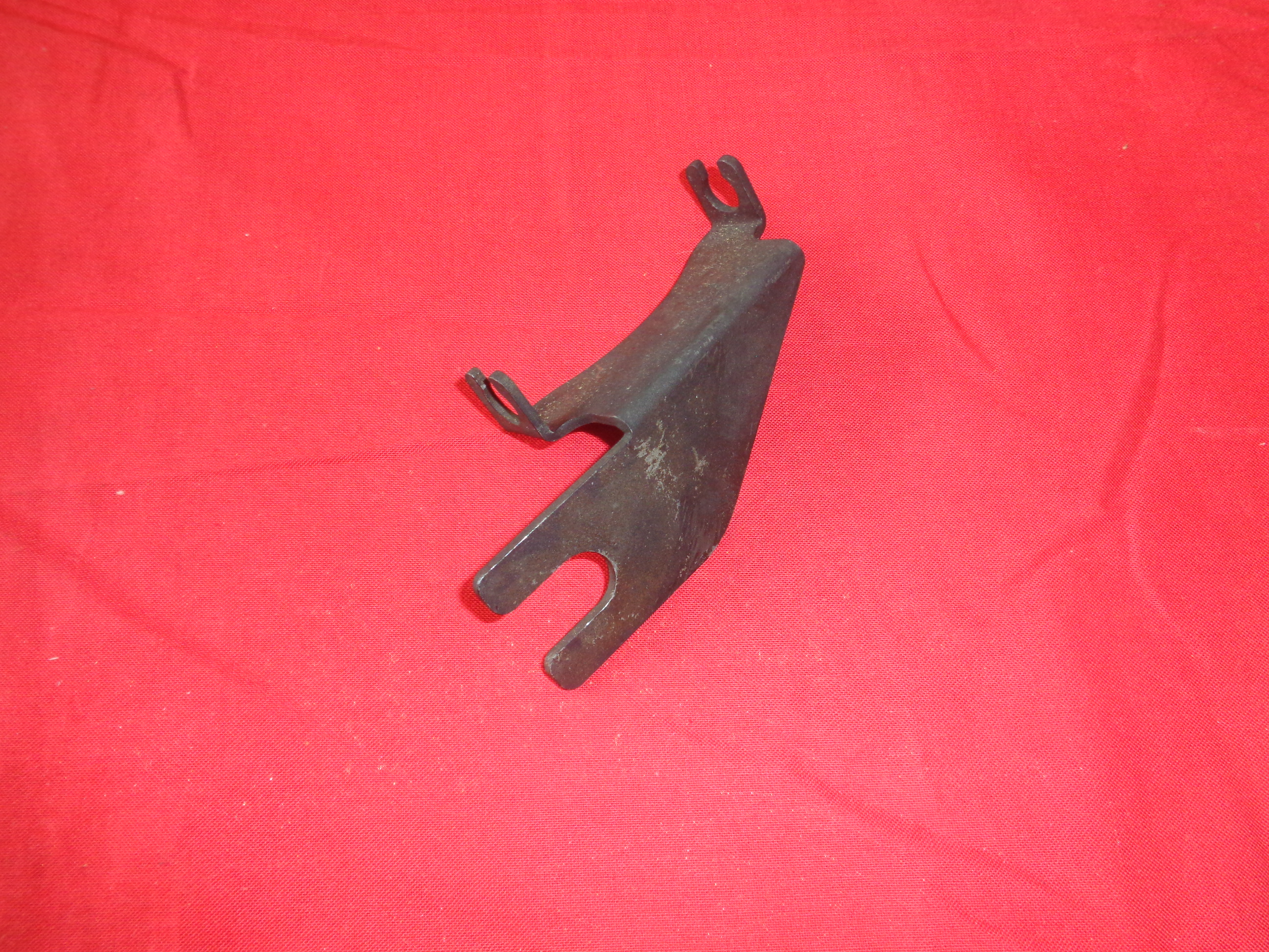 Front Control Coil Bracket 1929 61" 74"