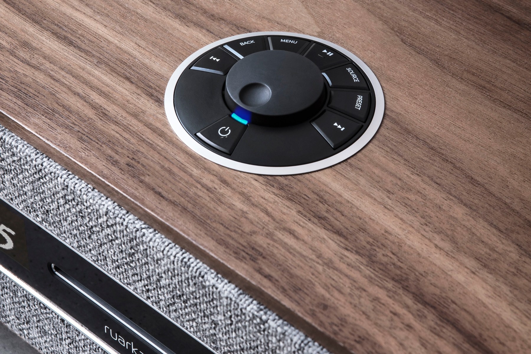 Ruark Audio R5 - 10