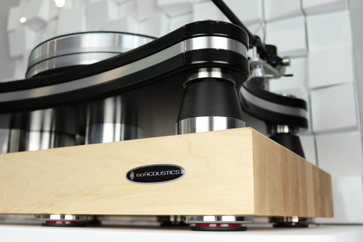 IsoAcoustics Delos - 6