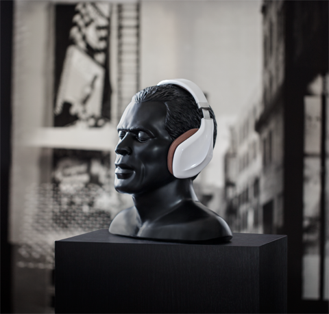 Headphone stand: In Silence - 3