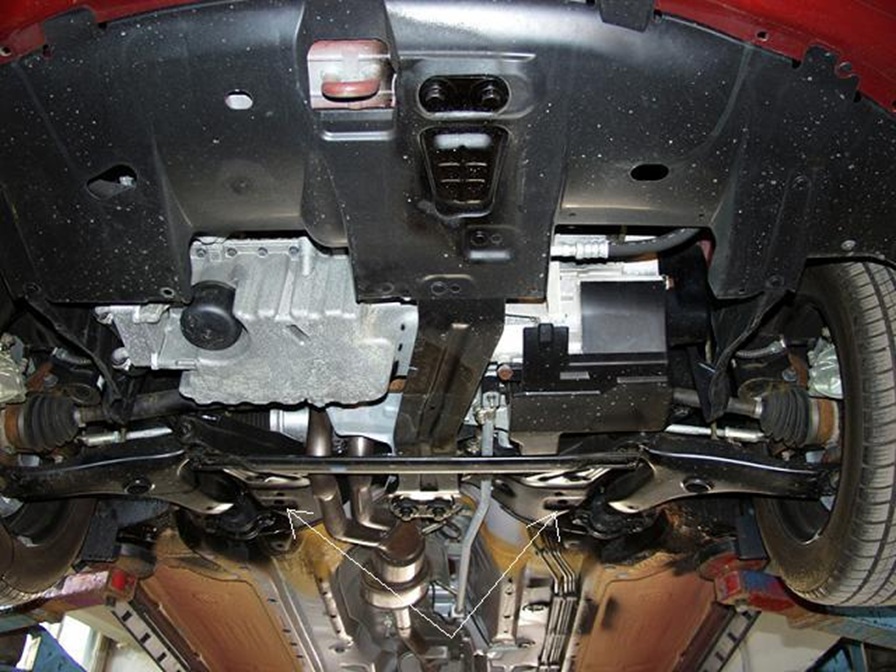 Protector inferior de acero Motor+ | Volvo V40 (1995-2004) - 4