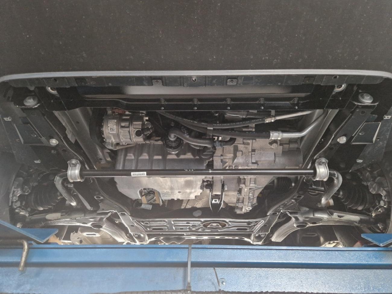 Hasplåt Stål Motor+ | VW Crafter (2021-2026) - 5