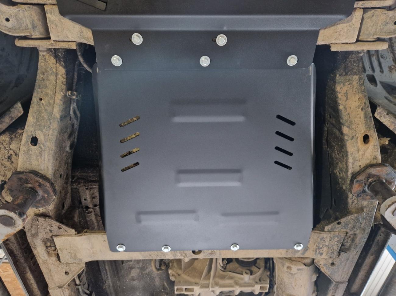 Skid plate Steel Gearbox | Nissan Navara D40 (2005-2015) - 11