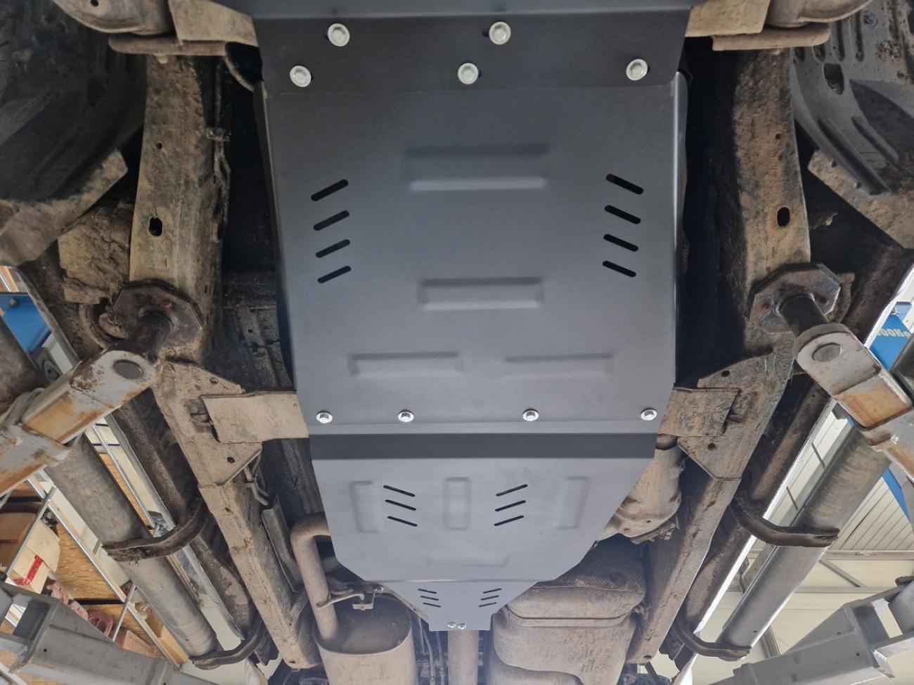 Skid plate Steel Gearbox | Nissan Pathfinder (2005-2015) - 9