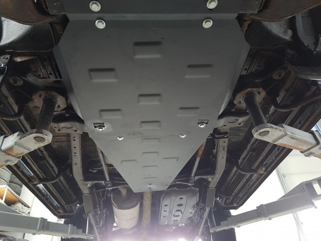 Skid plate Steel Gearbox | Mitsubishi L 200 (1998-2007) - 5