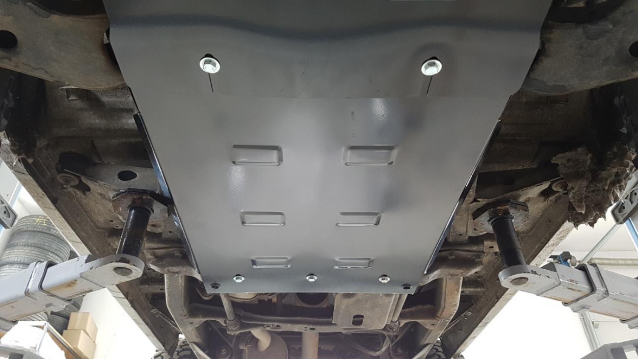 Skid plate Steel Gearbox | Mitsubishi Pajero 3 (V60, V70) (1999-2007) - 6