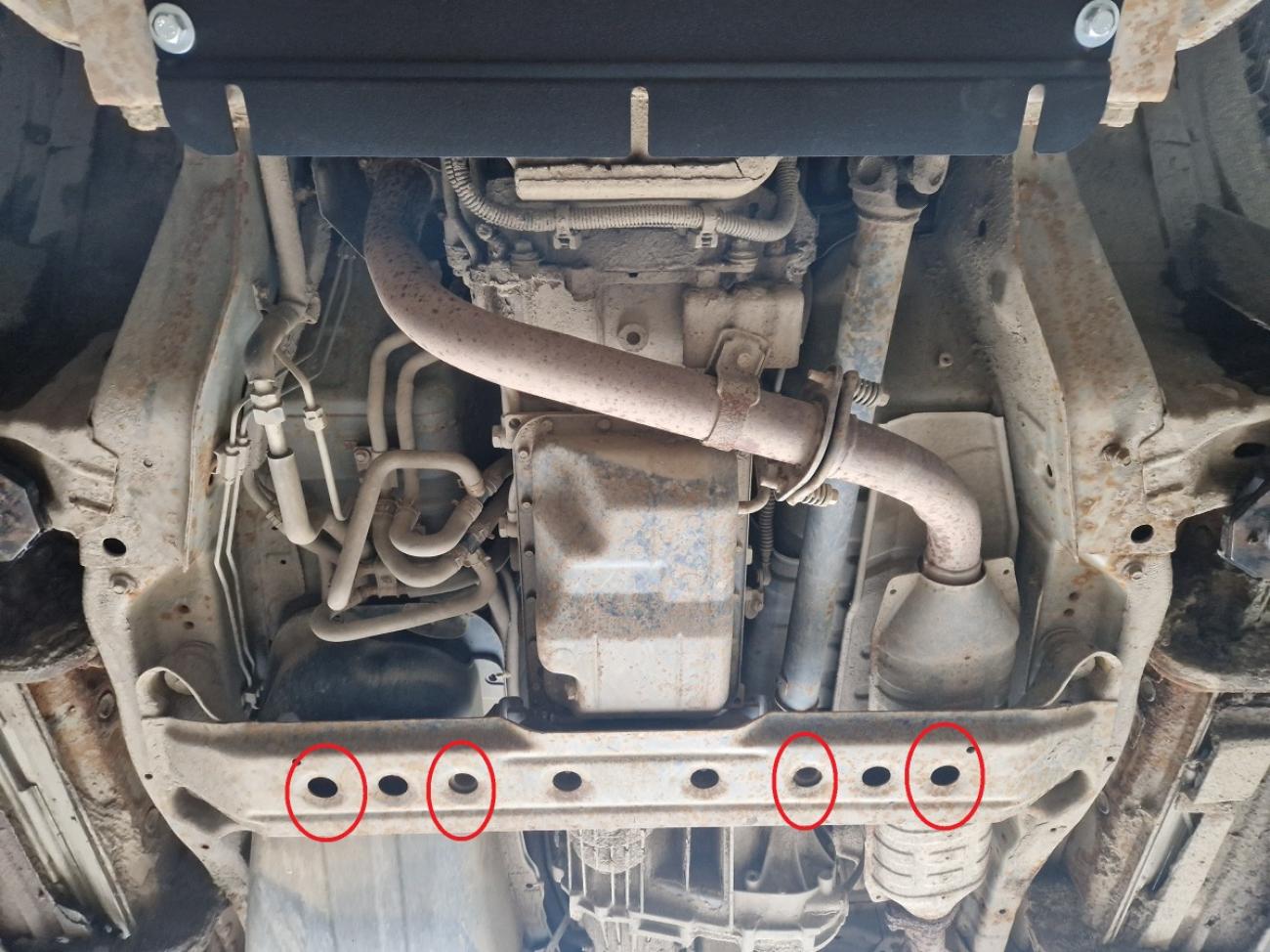 Bunnplate Stål Girkasse | Mitsubishi Pajero 3 (V60, V70) Vers 2.0 (1999-2007) - 4