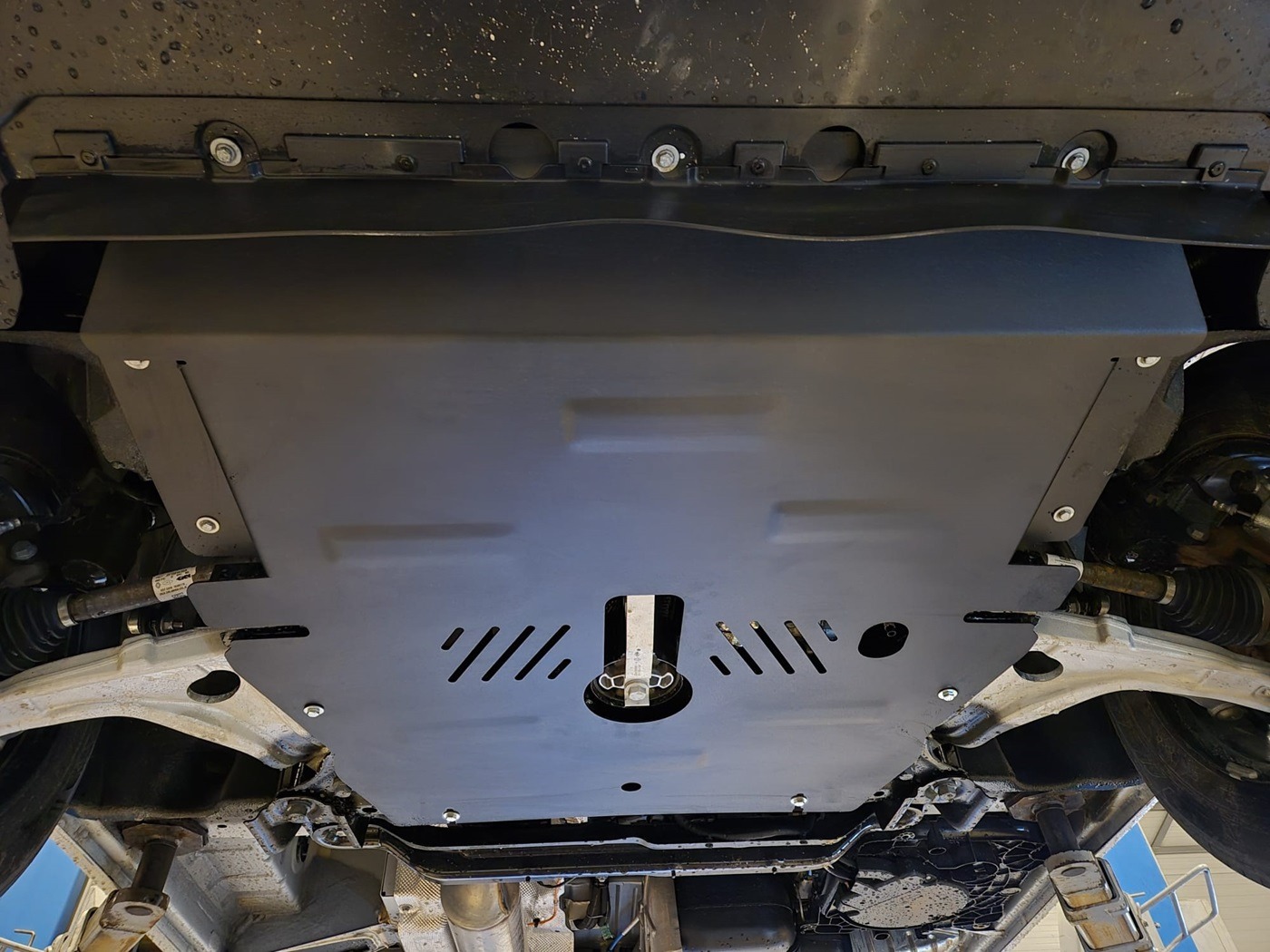 Skid plate Aluminium Engine+ | Renault Master (2024-2026) - 6