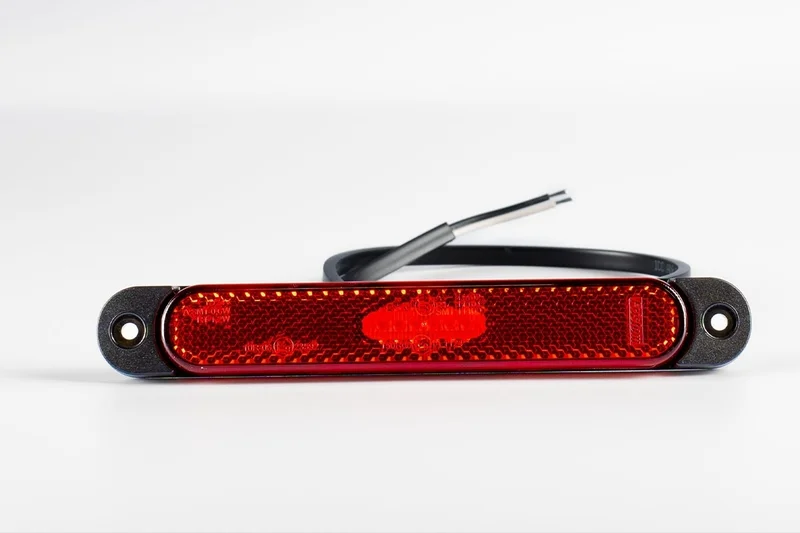 LED Slimline Posisjonslys rød 12-24V 50 cm kabel