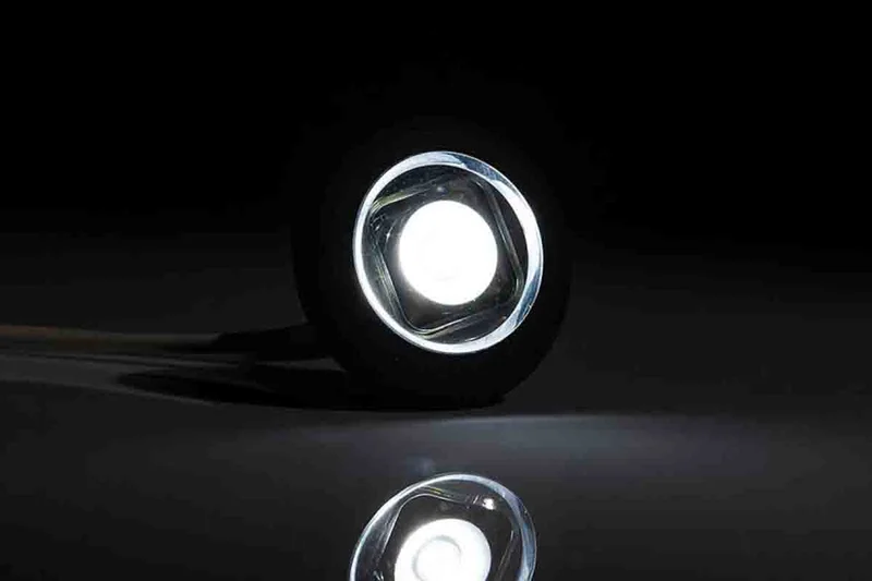 LED compact recessed marker light white 12-24v - 2