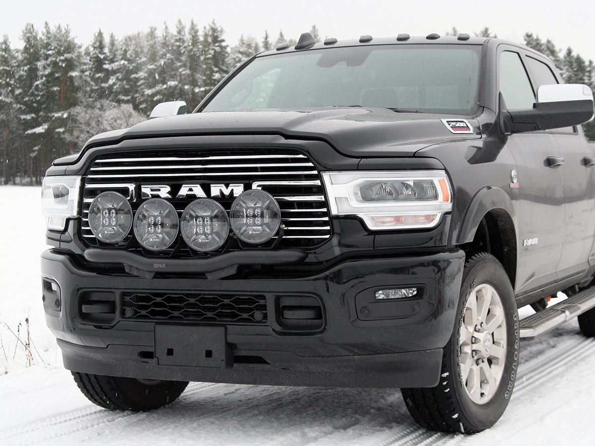 Q-light Valoteline RAM 2500 (DJ) 19- | 4 Paikkaa