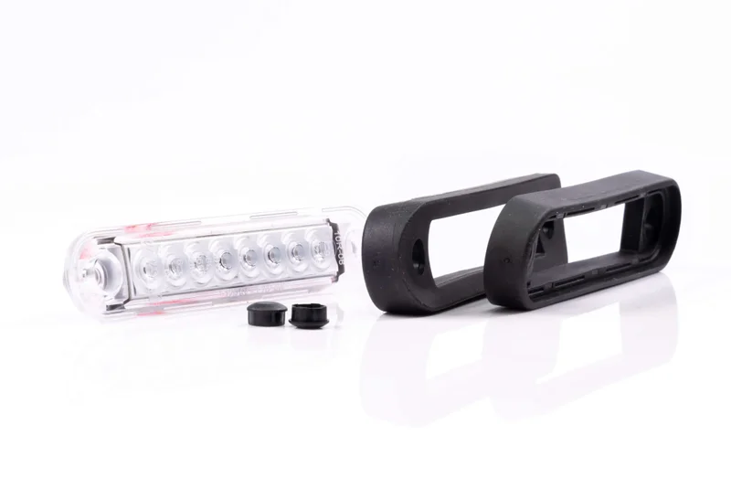 LED Posisjonslys / lang rød 12-24V 0.15m. kabel - 4