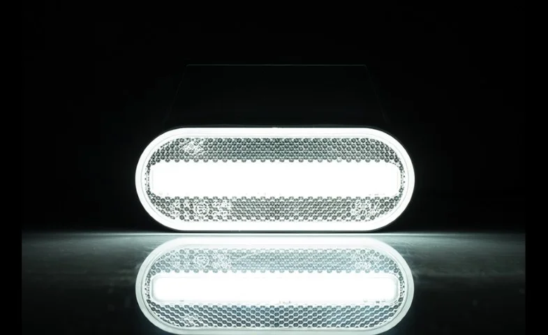 LED Posisjonslys hvitt med feste 12-24V 50cm kabel. - 7