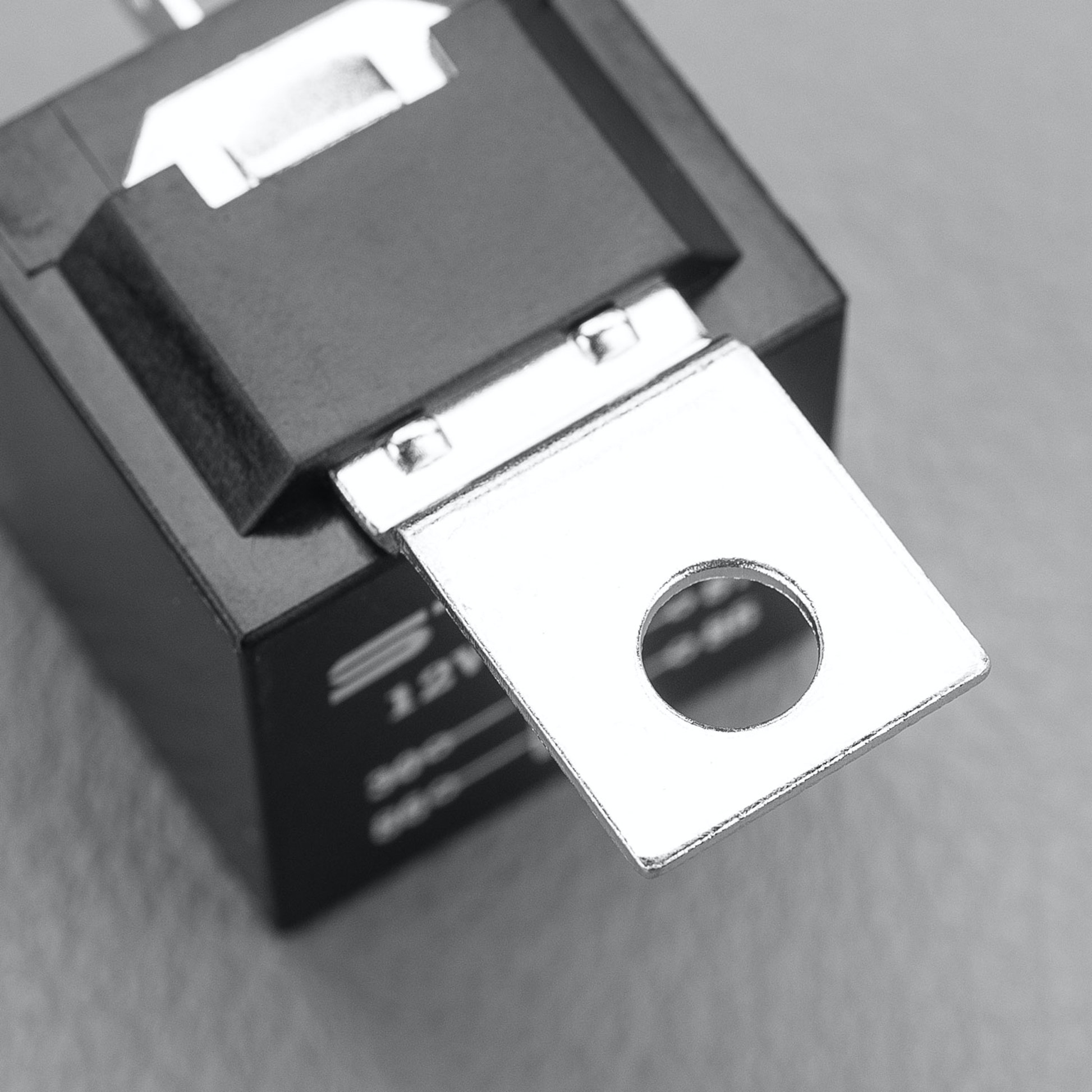 STEDI Relæ 4-polet 40A | 24V - 2
