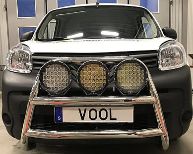 LARGE TRIO Bullbar - Nissan NV250 2019-