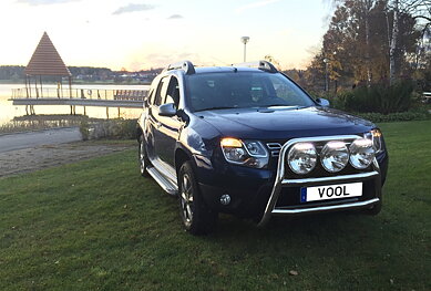 STOR TRIO Frontbåge [Svart] - Dacia Duster 2010-2017