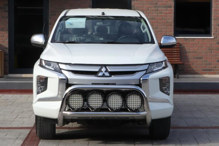LARGE QUADRO 76MM Bullbar - Mitsubishi L200 2020-