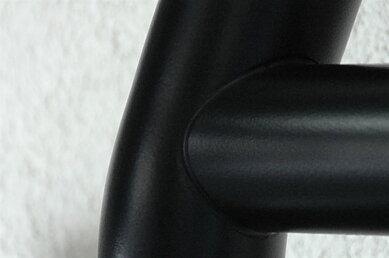 STOR QUADRO 76MM Frontbøjle [Sort] - Toyota Hilux 2021-2024