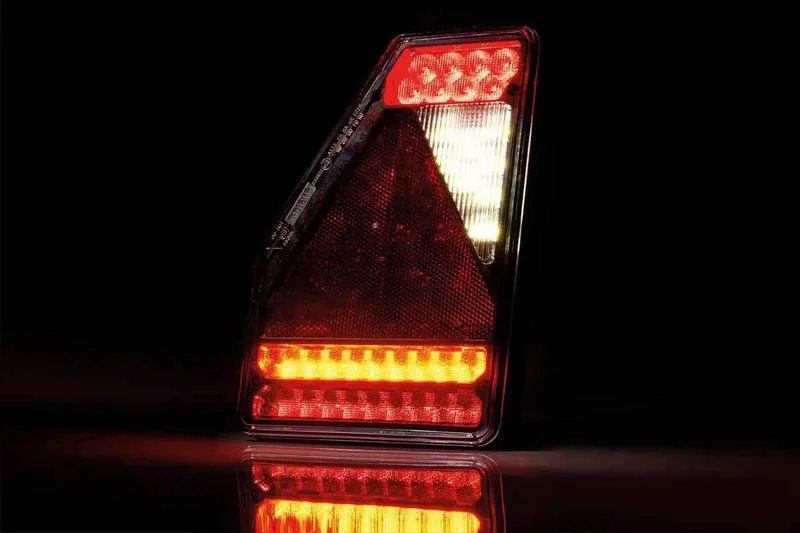 Links LED Hinten Leuchte triangle model 12v 6-function 6-PIN - 7