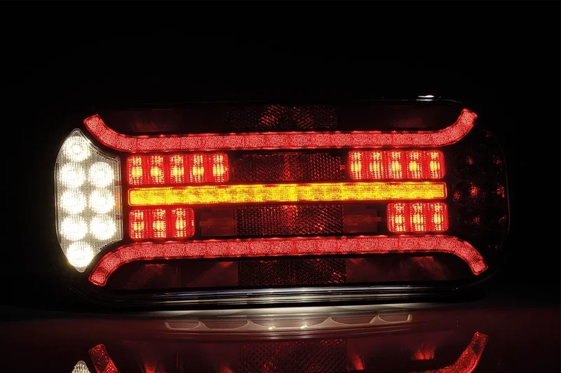 Right LED Rear light with rectangle reflector & license plate light 12-24v - 4