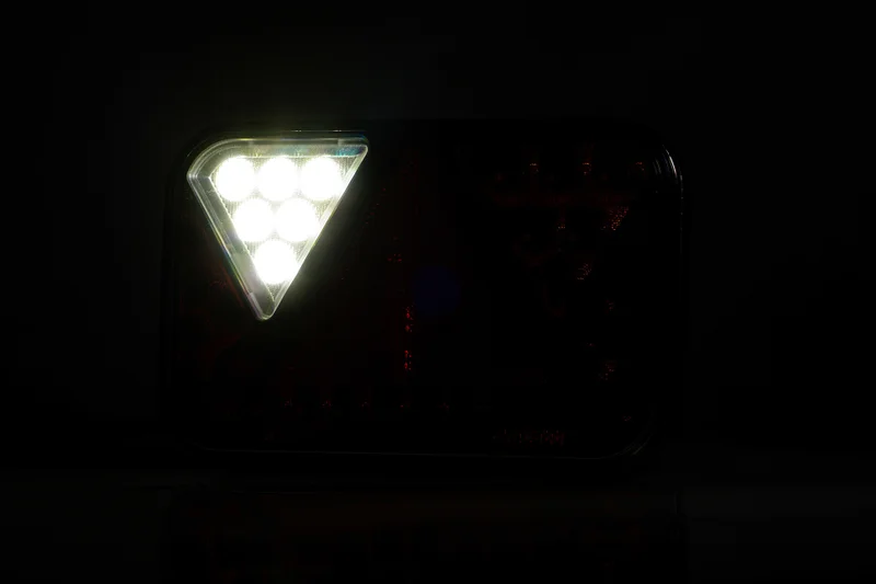 Right LED Rear light with integrated canbus solution & reversing light & license plate light 12v 5-PIN - 7