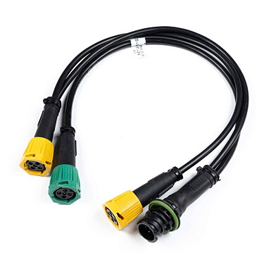 Adapterikaapelit jäljellä 2xVC-4900 + 1xVMR-4900(7-PIN 5-PIN)