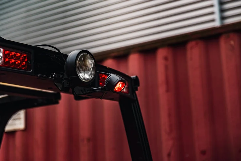 LED RED Line Work light | 6 watts | 10-80v - 5