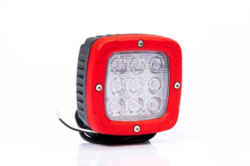 LED arbetslampa spotbeam 38W - 4100lm - 12-36v 1m. Kabel