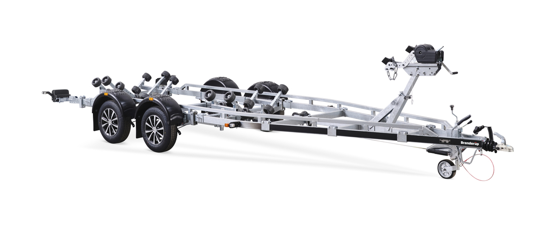 Brenderup Båttrailer Bromsad 24 fot ASR X-line 2000 kg
