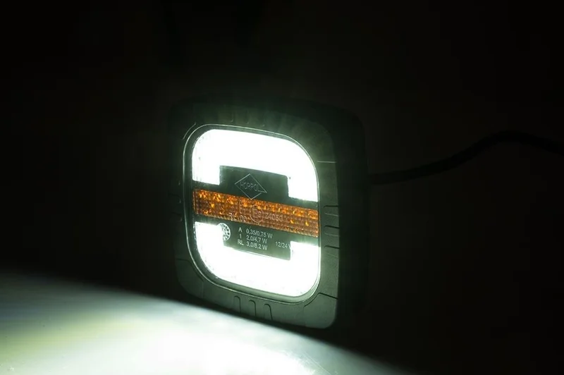 LED Päiväajovalo, etuasentovalo & merkkivalo 12/24v 1m. Kaapelit - 2