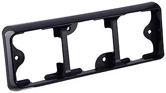 Triple black frame | 100 Series