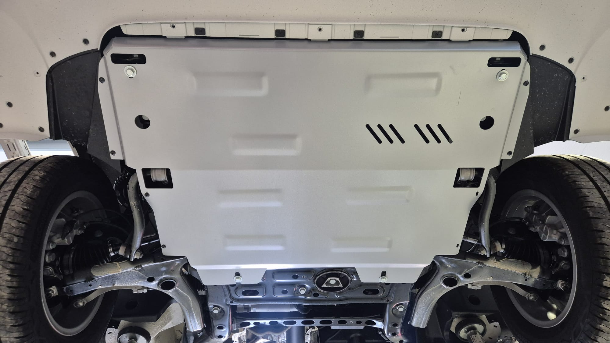 Aluminium-Unterfahrschutz Motor+ | MAN Tge (2017-2026) - 5