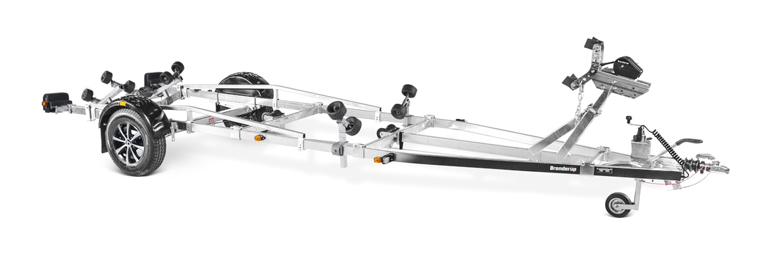 Brenderup Båttrailer Bromsad 20 fot X-line 1500 kg