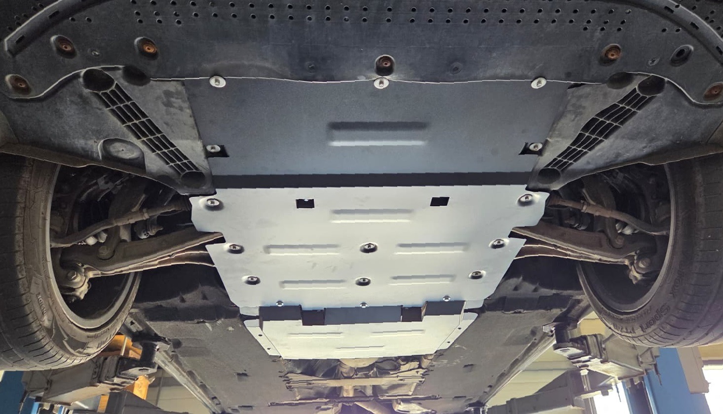Skid Plate Acero Motor | Audi A6 (2019-2025) - 5