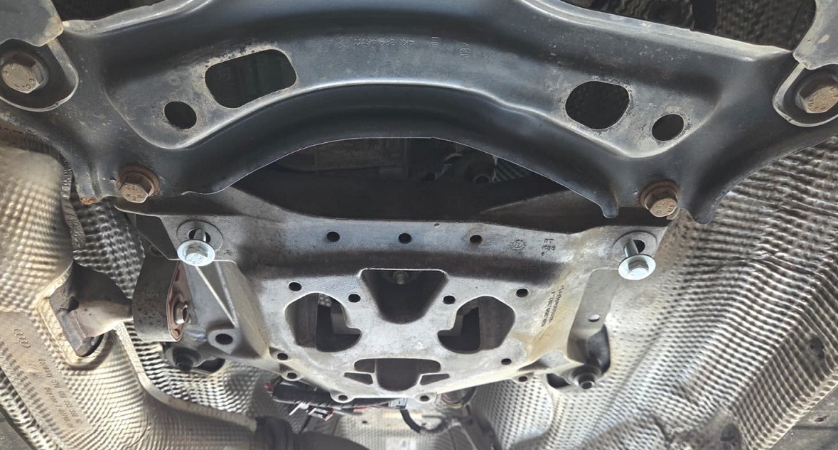 Skid Plate Staal Versnellingsbak | Audi A6 (2019-2025) - 5