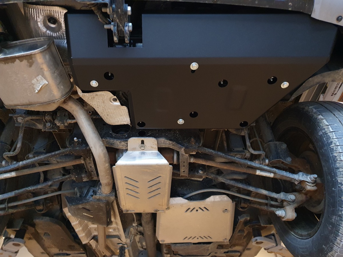 Skid plate Steel AdBlue | Dacia Duster (2018-2026) - 6