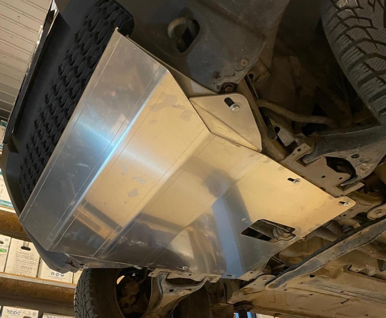 Hasplåt Aluminium Motor+ | Dacia Duster (2010-2017) - 10