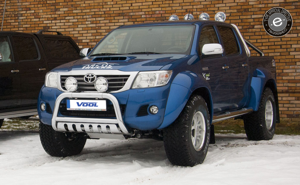 EU Frontbøyle med bunnplate - Toyota Hilux 2006-2015
