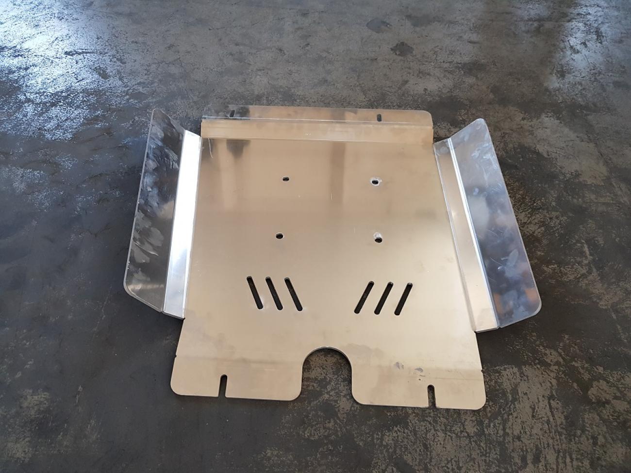 Pohjapanssari Aluminium Vaihteisto | Toyota Hilux (2016-2026) - 4