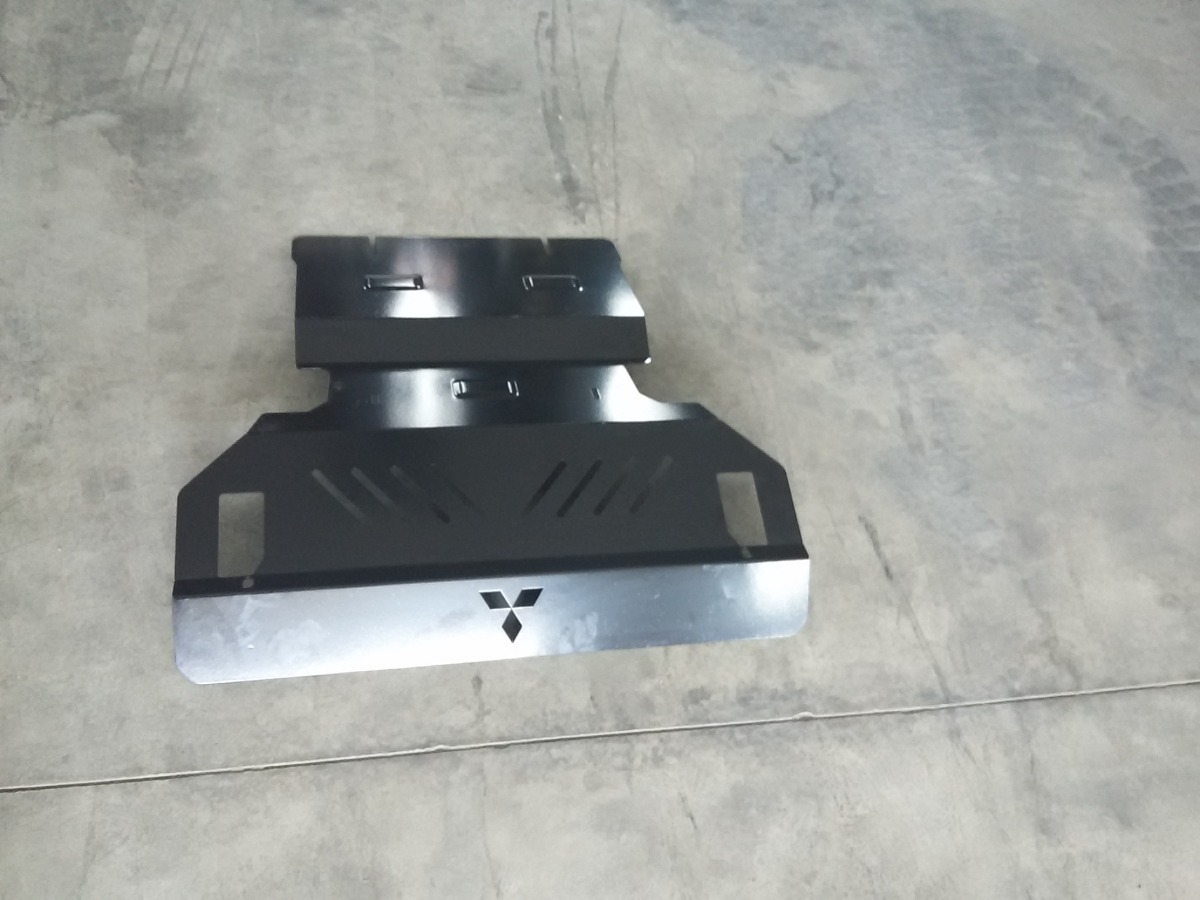 Proteção inferior em aço Motor+ | Mitsubishi Pajero 3 (V60, V70) (1999-2007) - 11